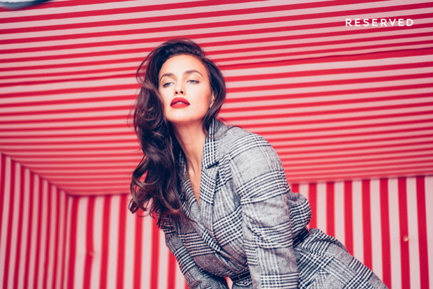 Świąteczna kampania Reserved 2017 - Irina Shayk, Jon Kortajarena, Jourdan Dunn i Adwoa Aboah celebrują święta z influencerami