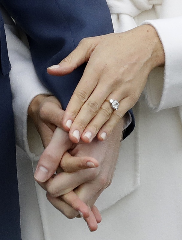 Oficjalne potwierdzenie zar?czyn ksi?cia Harrego i Meghan Markle