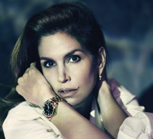 Cindy Crawford z zegarkiem OMEGA z kolekcji Seamaster Aqua Terra