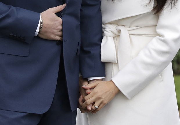 Oficjalne potwierdzenie zar?czyn ksi?cia Harrego i Meghan Markle