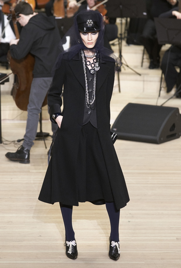 kolekcja-chanel-metiers-d-ar-t-2017-201814-5c9ae69