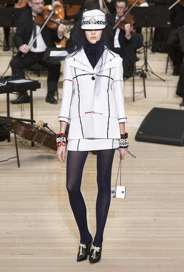 kolekcja-chanel-metiers-d-ar-t-2017-201813-fb34e41