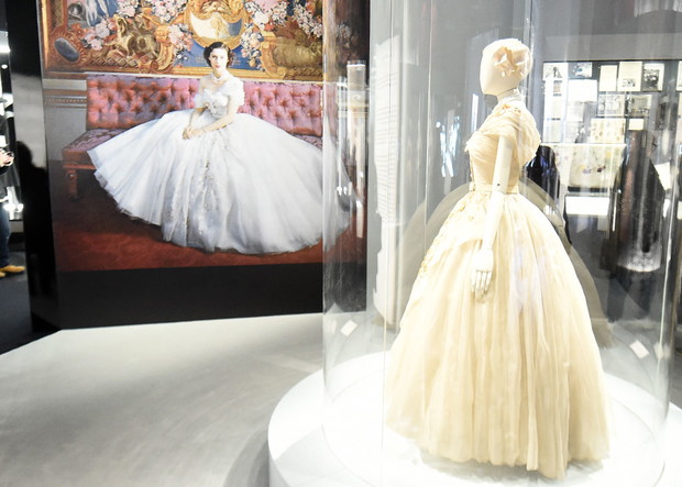 Christian Dior: Designer of Dreams - wystawa online