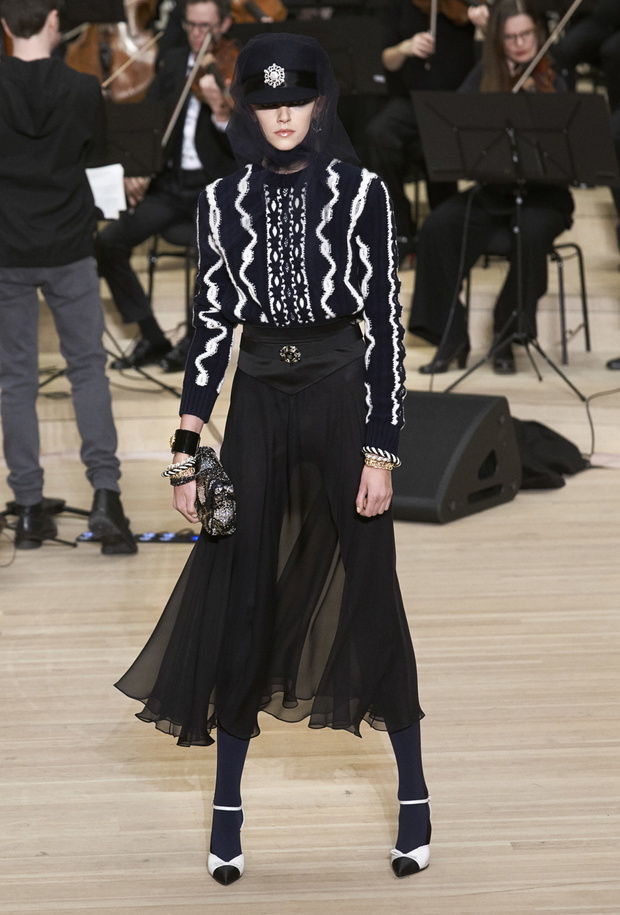 kolekcja-chanel-metiers-d-ar-t-2017-201821-4fb286d