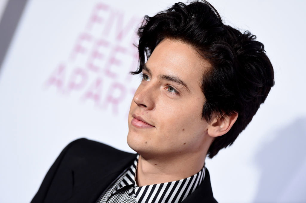 Cole Sprouse nie jest już z Lili Reinhart? Podobno aktor spotyka się ze sławną modelką