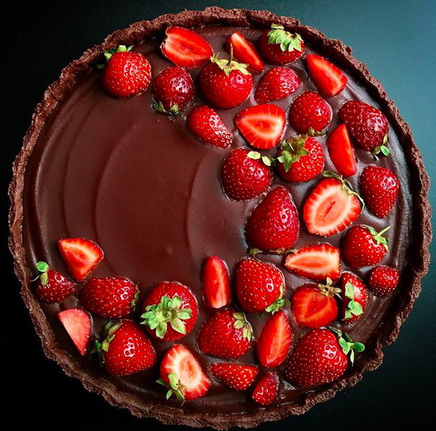 artystyczne-ciasta-tarta-z-czekolada-2f44fae