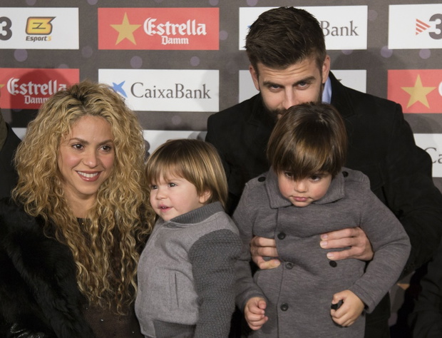 Shakira i Pique z dzie?mi na imprezie
