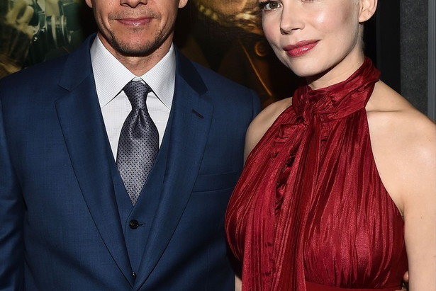 Michelle Williams dostała mniejszą gażę od Marka Wahlberga. Różnica w kwotach jest ogromna!