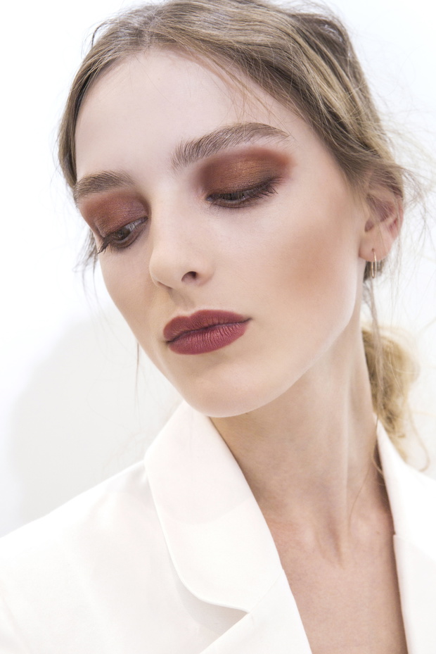 walentynkowy-make-up-makijaz-w-odcieniach-nude-i-brazie-3d7f28b