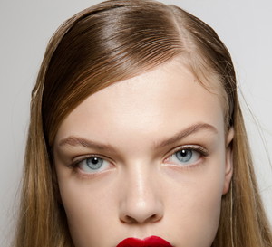 Walentynkowy make up: czerwone usta