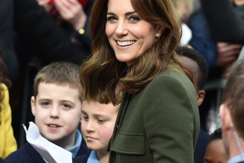 Ta sukienka Kate Middleton inspirowana była stylem księżnej Diany. Brytyjka założyła ją na audycję Mental Health Minute