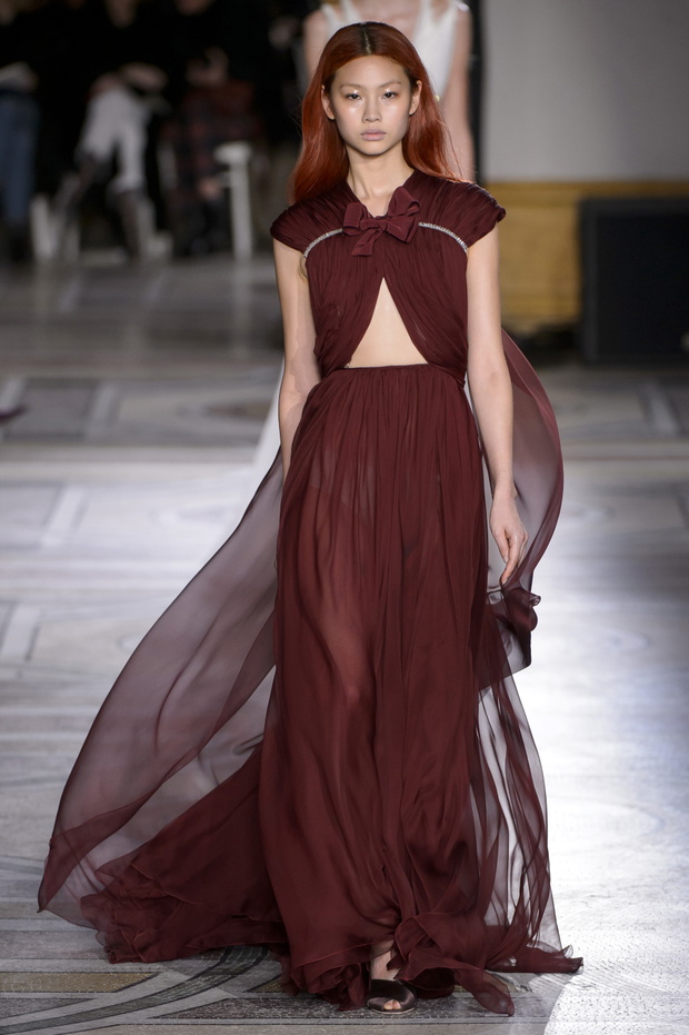 kolekcja-giambattista-valli-ss1854-fe7603b