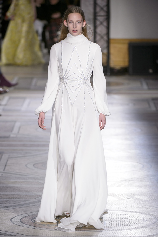 kolekcja-giambattista-valli-ss1842-1cb1caf