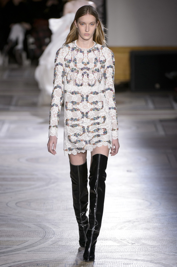 kolekcja-giambattista-valli-ss1836-cca8e48