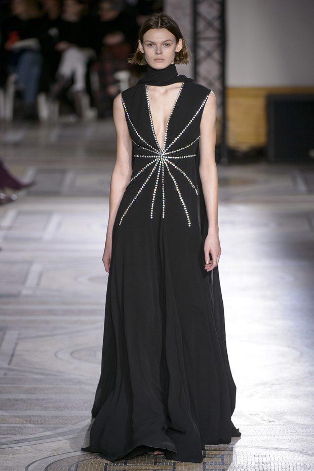 kolekcja-giambattista-valli-ss1844-9fe7f2c
