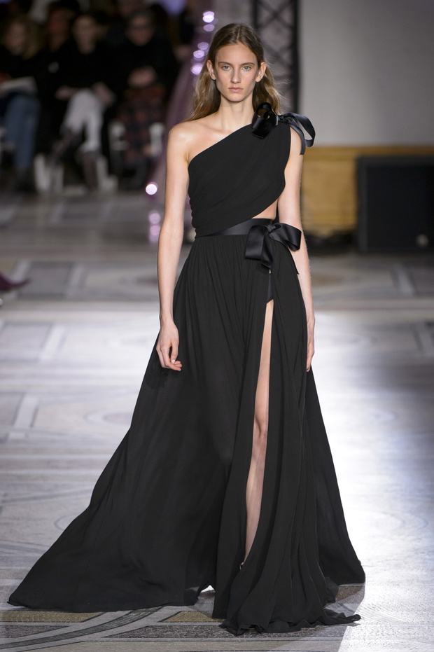 kolekcja-giambattista-valli-ss1841-c1f0f51