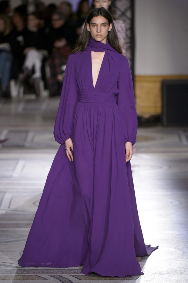 kolekcja-giambattista-valli-ss1851-8a53aae