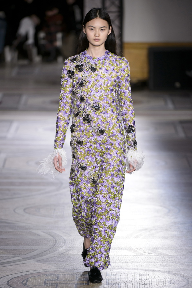kolekcja-giambattista-valli-ss1834-cbd1a57