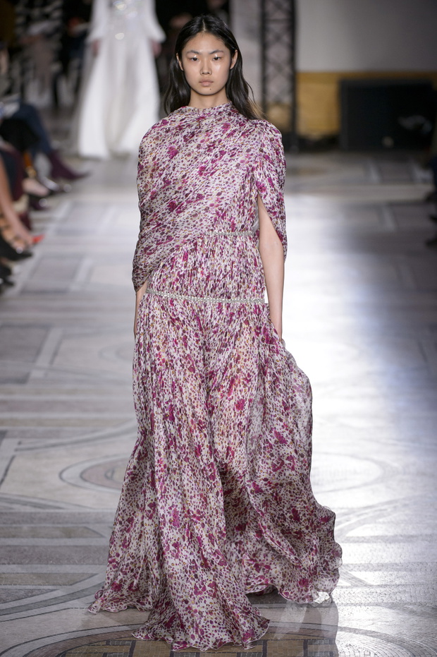 kolekcja-giambattista-valli-ss1853-3ab8702