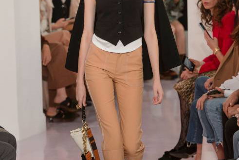 Spodnie-rybaczki na pokazie Chloé SS18