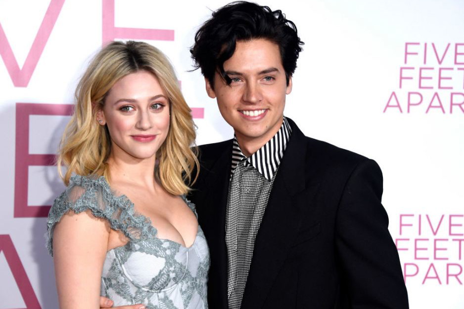Cole Sprouse i Lili Reinhart jednak zerwali? Amerykańskie media znów rozpisują się o rozpadzie ich związku
