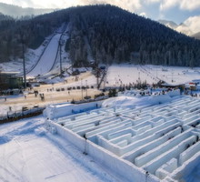 Labirynt ze śniegu w Zakopanem, Snowlandia