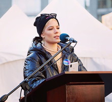 Gwiazdy muzyki solidaryzują się z Time's Up. Co założą na rozdanie nagród Grammy?