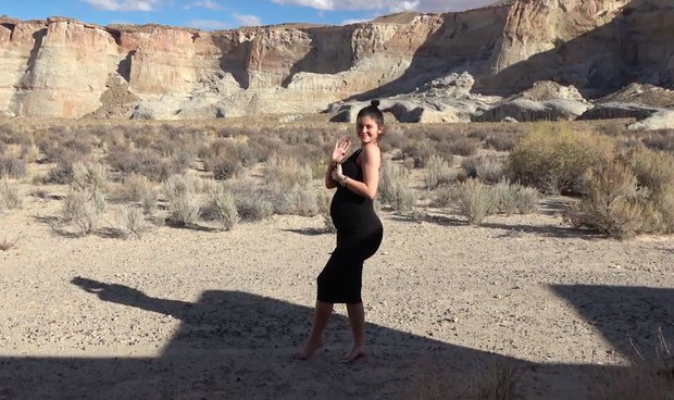 Kylie Jenner urodziła córkę. 20-letnia gwiazda została mamą! Kadr z filmu To Our Daughter