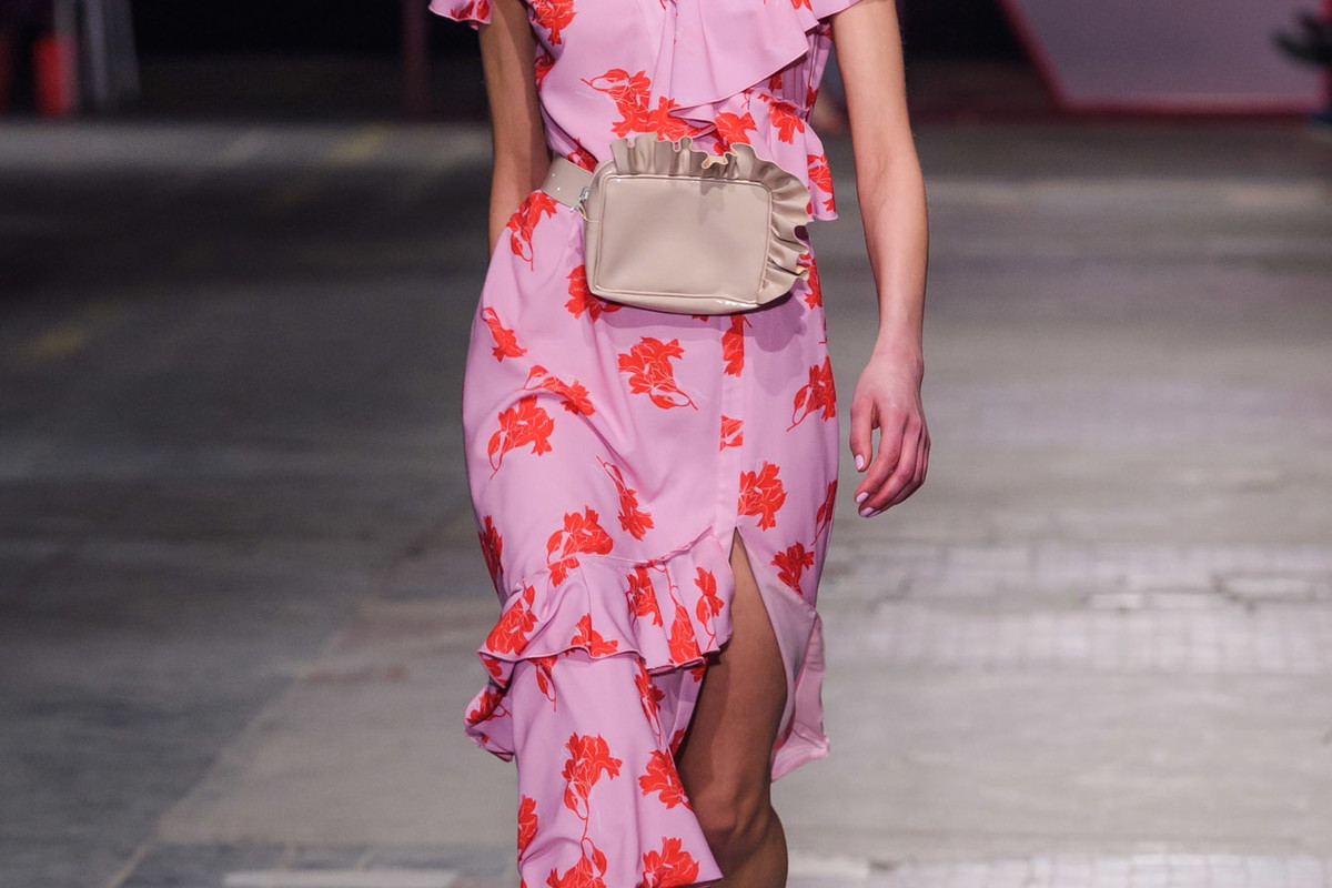Sukienka Bizuu SS18