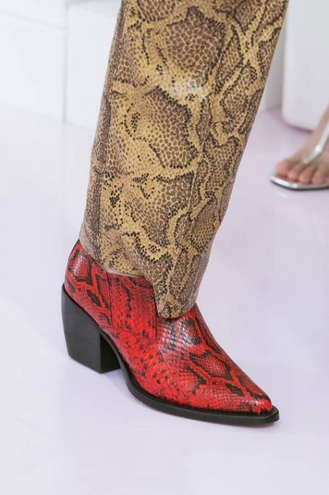 Czerwone buty