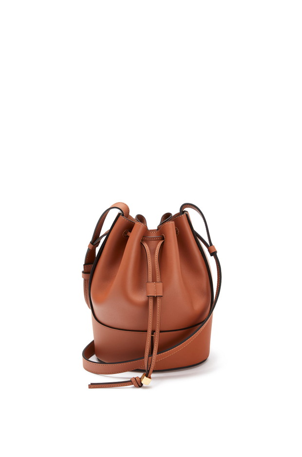 Modne torebki luksusowych marek: Loewe