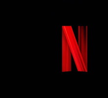 Ten słynny film o miłości na Netflix zaraz zniknie z platformy. Chodzi o hit z Blake Lively!