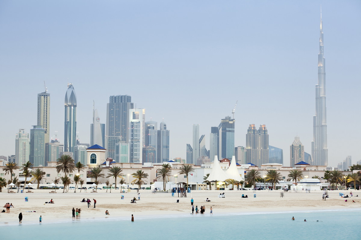 Dubaj - co warto zobaczyć podczas podróży do Emiratów Arabskich? Kultura, turystyka i bezpieczeństwo w Dubaju