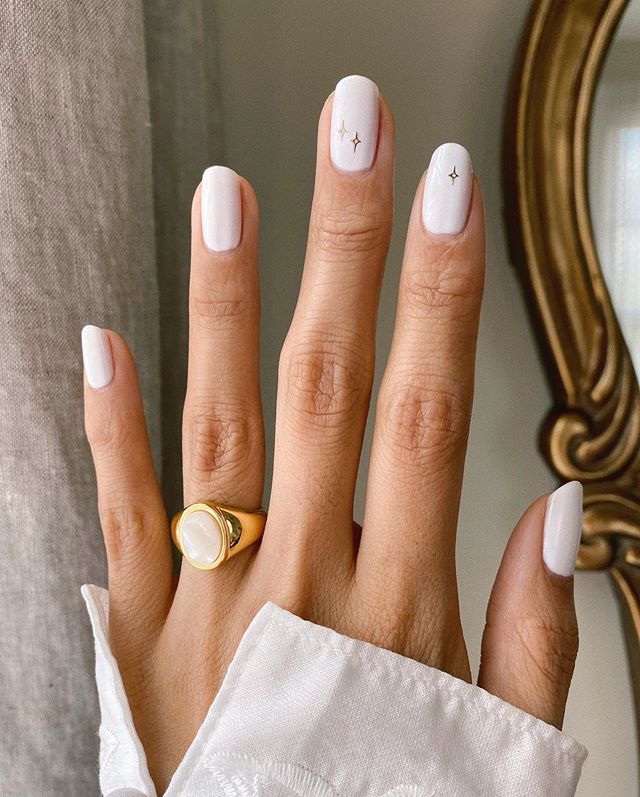 Manicure ślubny: 5 największych trendów 2020