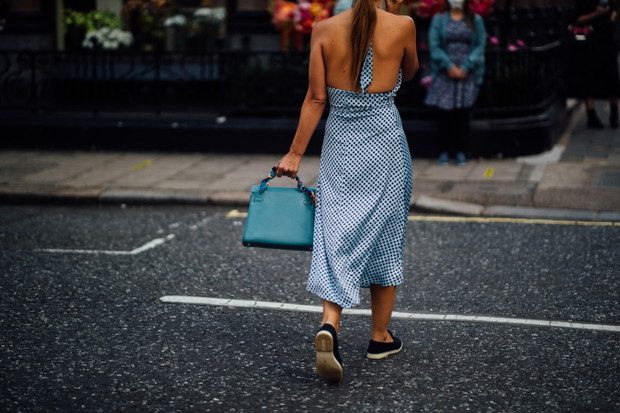 London Fashion Week wiosna-lato 2021: stylizacje