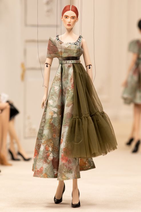moschino-kolekcja-spring-summer-20213-dcc716b