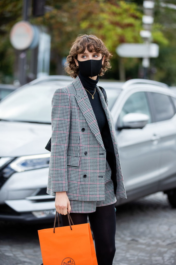 Street Style At Paris Fashion Week - Womenswear Spring Summer 2021 : Day Six