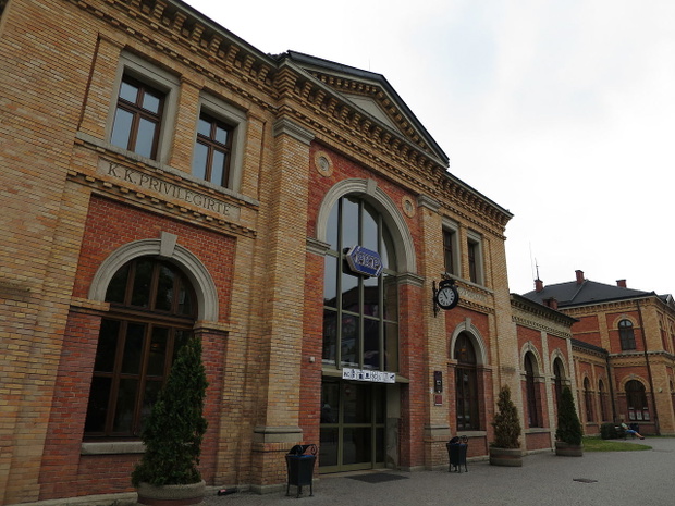 najpiekniejsze-dworce-kolejowe-w-polsce-bielsko-biala-glowna1-f51116f