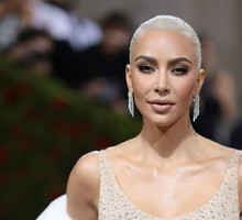 Kim Kardashian na Met Gala 2022 w sukni Marilyn Monroe.