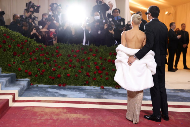 Kim Kardashian na Met Gala 2022 w sukni Marilyn Monroe.