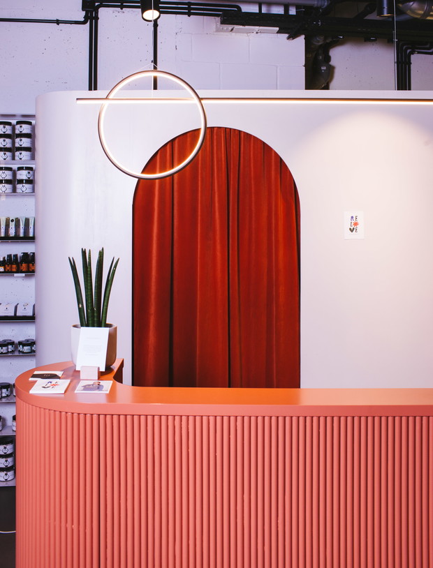 Relove: nowy projekt marki Elementy