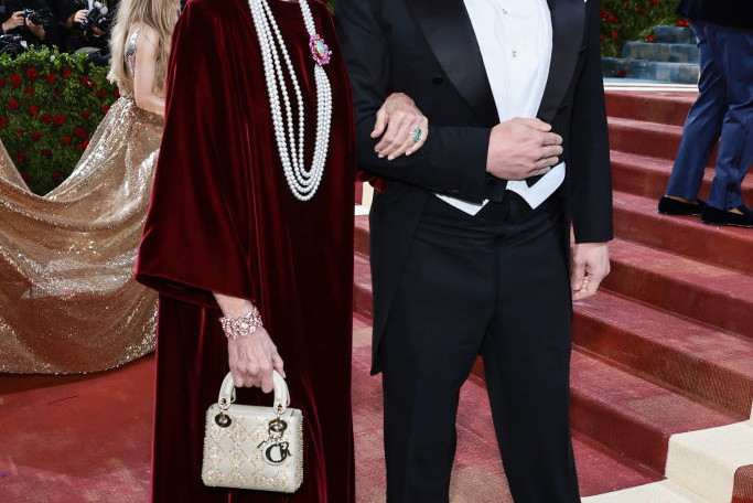 Maye Musk - stylizacje