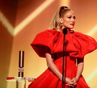 Stylizacje gwiazd na People's Choice Awards 2020