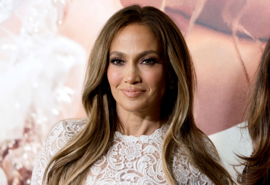 Paznokcie Jennifer Lopez znów są hitem. To idealny pomysł na wiosenne mani
