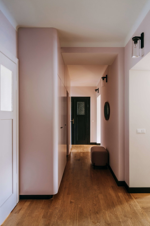 Mieszkanie w kamienicy w Śródmieściu, projekt: Aleksandra Hyz, architekt wnętrz
