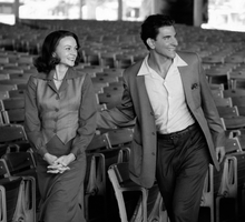 Bradley Cooper i Carey Mulligan w "Maestro", produkcji platformy Netflix