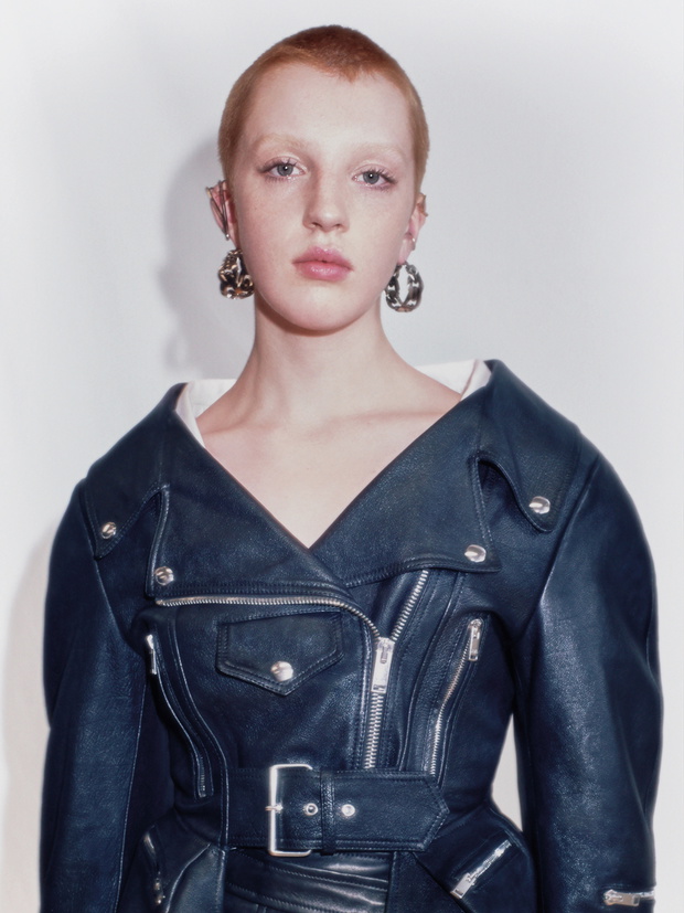 kolekcja-alexander-mcqueen-wiosna-lato-202121-f1e506c