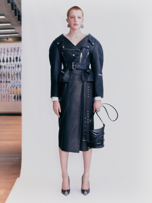 kolekcja-alexander-mcqueen-wiosna-lato-202120-e7461b6