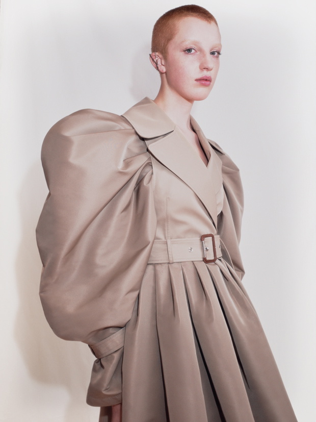 kolekcja-alexander-mcqueen-wiosna-lato-202138-f971486