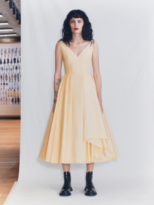 kolekcja-alexander-mcqueen-wiosna-lato-202140-1c3d2d4